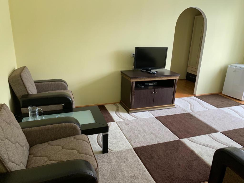 Sheki Avtovagzal Motel Zewnętrze zdjęcie
